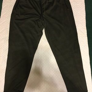 Under Armour joggers dark green.